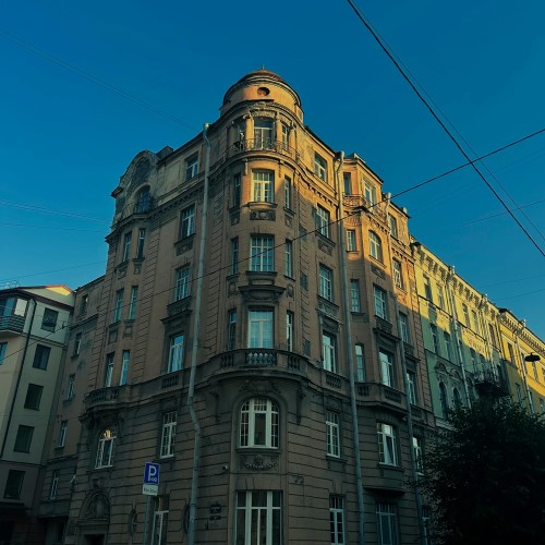 Хоррор-путешествие по самому загадочному району Питера