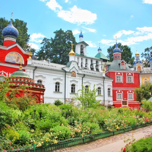 Печоры — Изборск — Псков: однодневная автобусная экскурсия из Петербурга