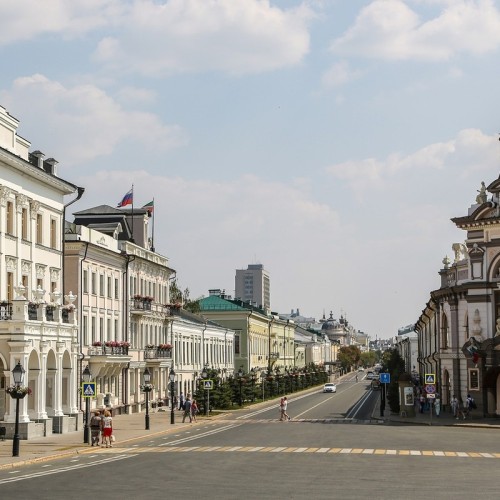 Казань: на автобусе по городу и пешком по кремлю