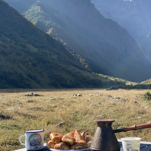 Индивидуально на внедорожнике из КМВ в Домбай