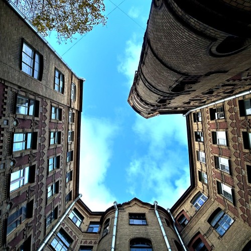 Петербург бунтарей: гопники, рокеры, классики