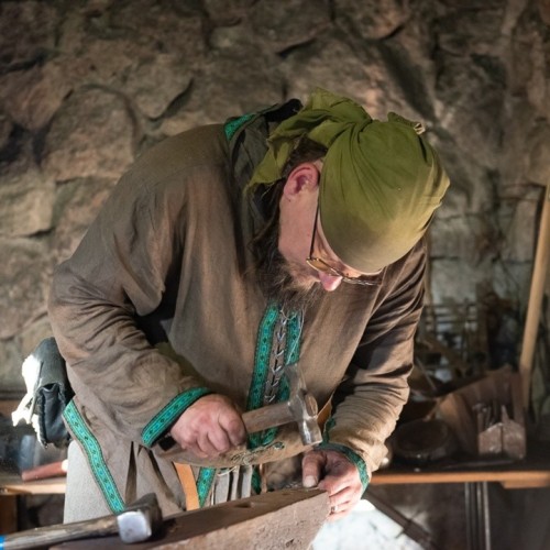 Дорогами викингов: мужской поход по Ладоге на драккаре (всё включено)