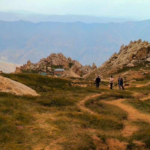 Неделя в стране гор: необычные места Дагестана и восхождение на Шалбуздаг