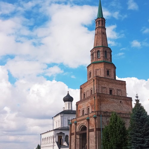 Кремль + старейшие улицы Казани