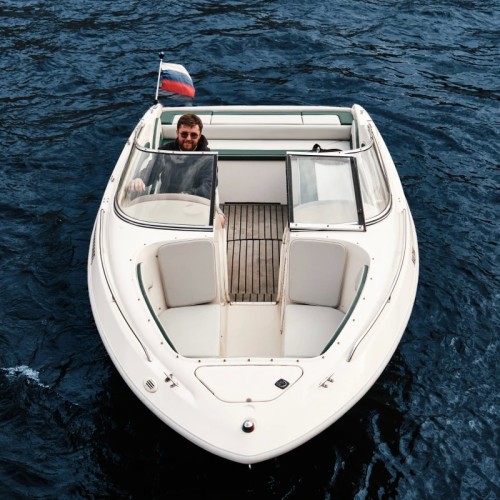 Прогулка на катере: развод мостов в Санкт-Петербурге