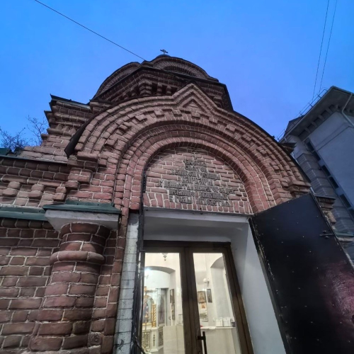 Литературно-гастрономическая прогулка по улице Варварской в Нижнем Новгороде
