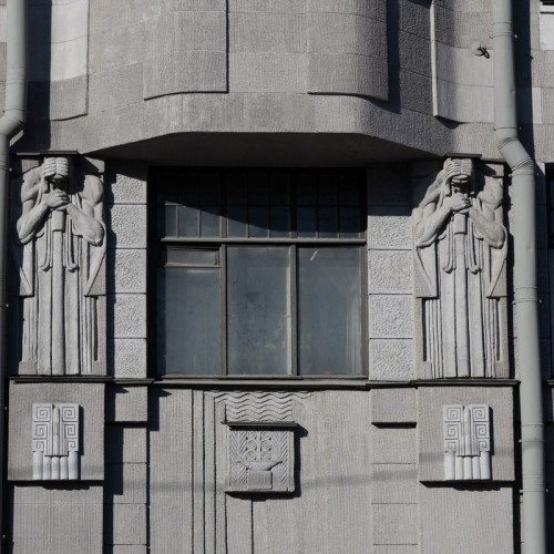 Нетривиальная прогулка за пределами золотого треугольника Петербурга