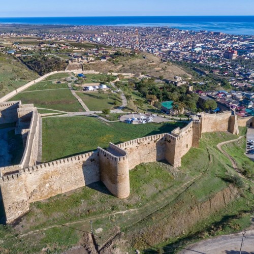 Из Махачкалы в Дербент — на комфортабельном автомобиле