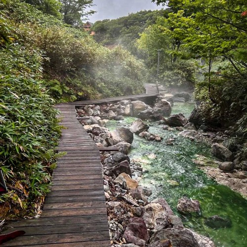 Остров чудес: путешествие по достопримечательностям Итурупа и окрестностей в мини-группе