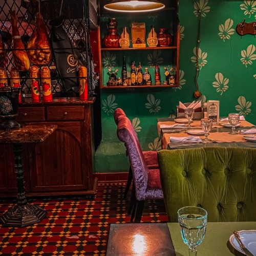 Елисеевский магазин: торговый зал, внутренние помещения и музей