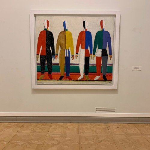 Идём на экскурсию в Русский музей с гидом (билеты включены)