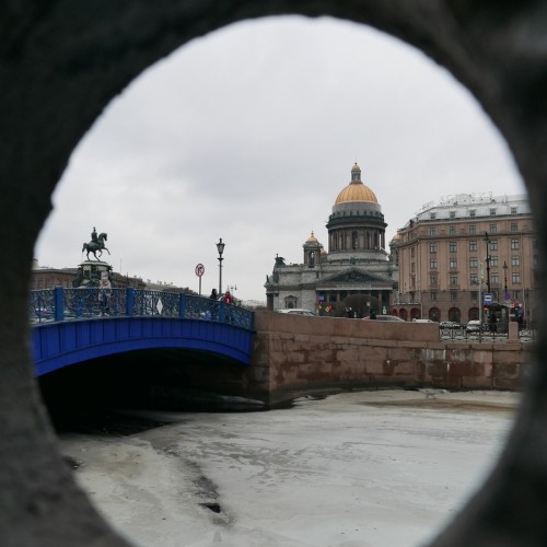 Экскурсия-квест «40 цветов против серого»