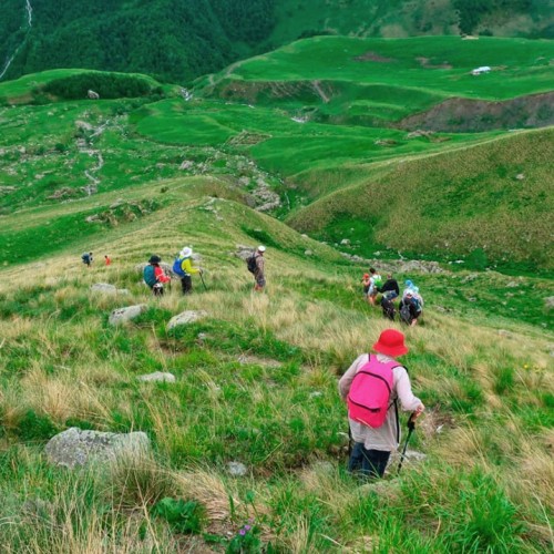 Семейный треккинг в Дигории с размещением в гостинице