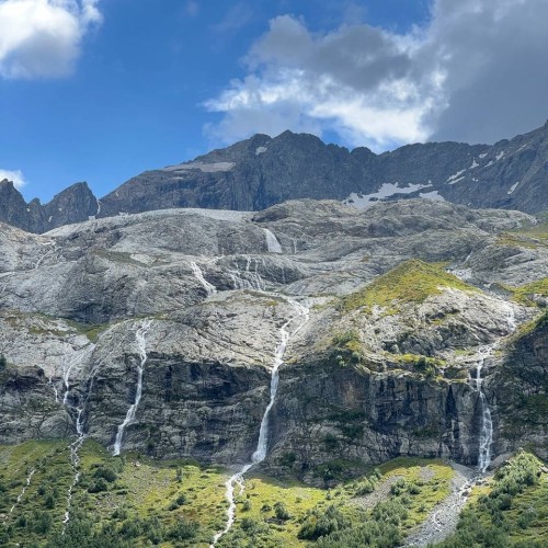 Пешком налегке: исследуем природные красоты Архыза