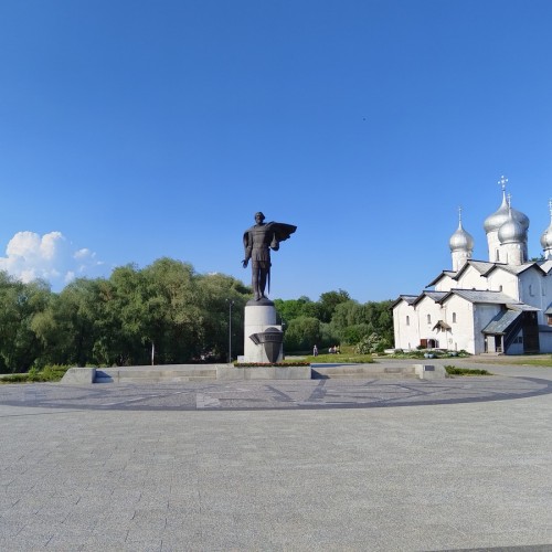 Прогулка по Губернскому городу: Плотники, легенды, истории