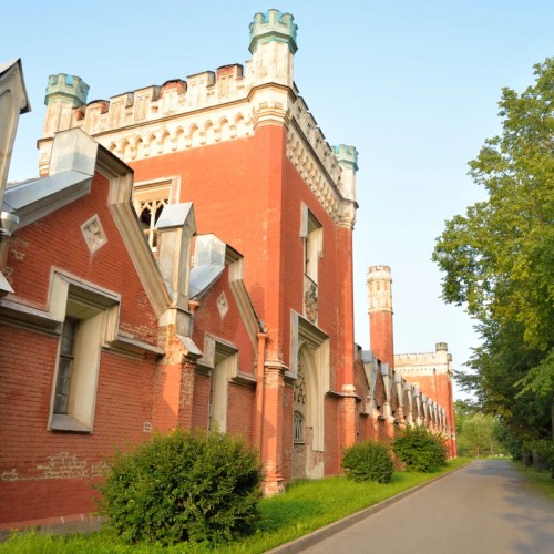 Неизвестный Петергоф и мир усадеб — из Петербурга