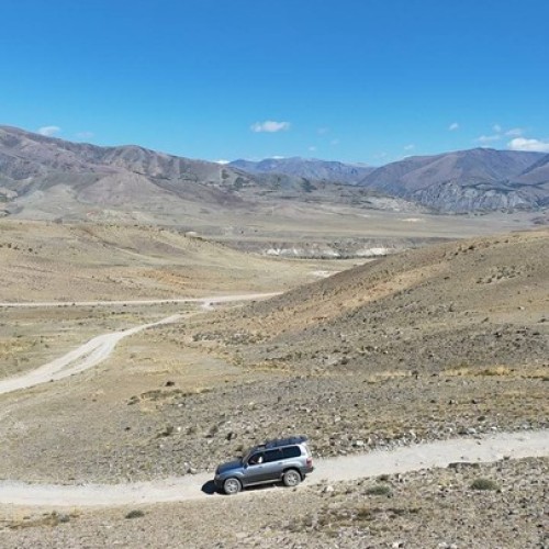 Индивидуальное путешествие по Алтаю: исследуем край на джипе