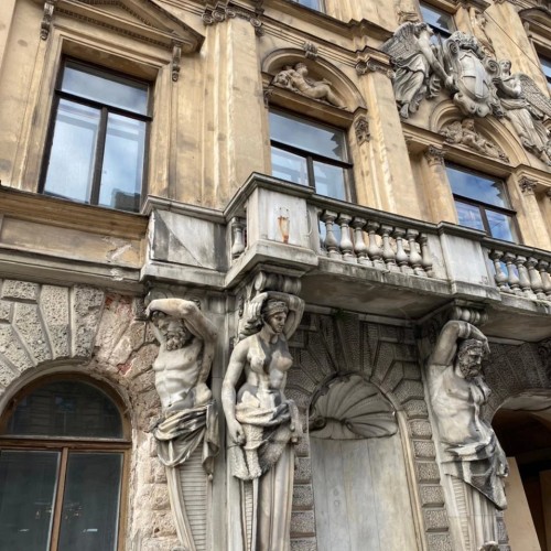 Два Петербурга: блеск и нищета Северной столицы