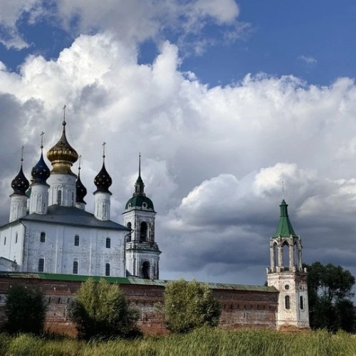 От кремлёвских стен до берегов Волги: тур по 7 городам Золотого кольца