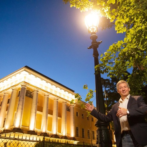 Фонари ночного Петербурга — прошлое, настоящее, будущее