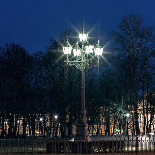 История фонарей в Петербурге