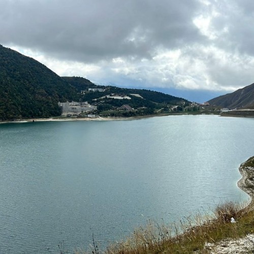 Индивидуальное автопутешествие к сокровищам Чечни: от мечетей до озера, водопадов и башен