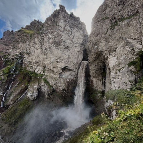 На джипах к горам-исполинам в мини-группе: Домбай, Архыз, Эльбрус и Чегем (из любого города КМВ)