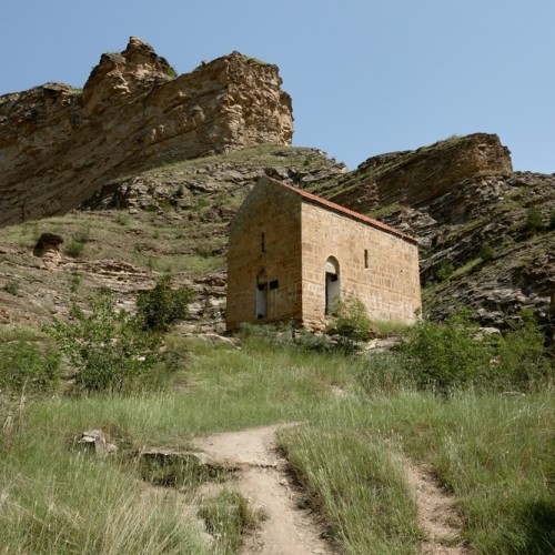 Виды и вкусы Дагестана с аэросъёмкой: топовые локации и национальная кухня