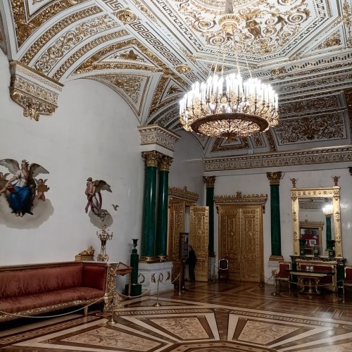 Эрмитаж с французским акцентом