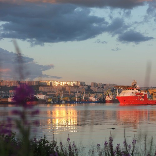 Активности в Заполярье: индивидуальный выезд с айс-флоатингом и катанием на снегоходах