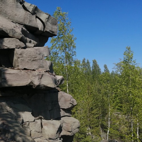 Вепсская земля: каменные карьеры, храм и этномузей