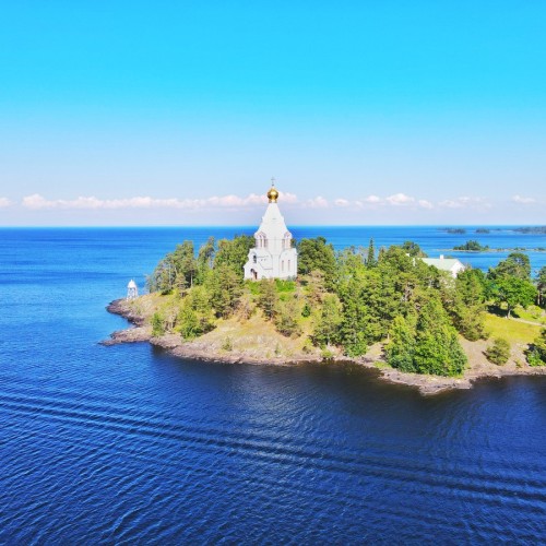 Дом у озера: отдых на берегу Ладоги и экскурсии