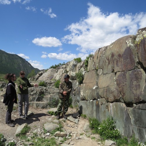 Загадки Алтая: тур с погружением в культуру и исследованием тайн (всё включено)