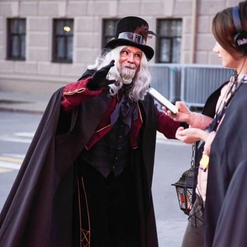 Спектакль-променад «Хранители города» с фонарщиком Фаролеро