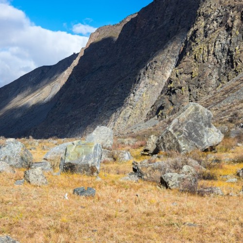 Насыщенная поездка в инопланетный край: сплав по Катуни, Телецкое озеро и долина Чулышман
