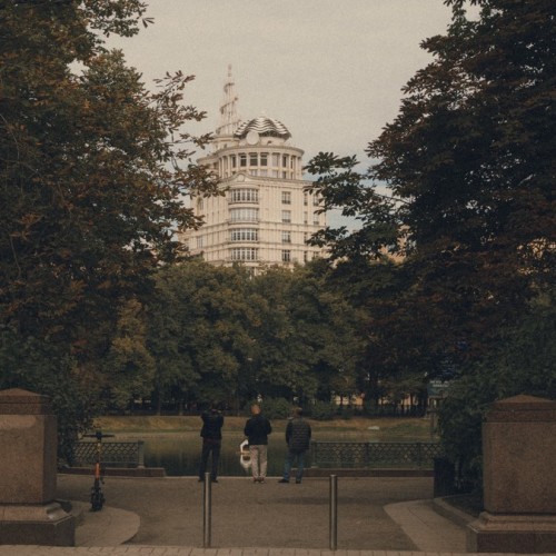 Фотоэкскурсия на Патриарших прудах