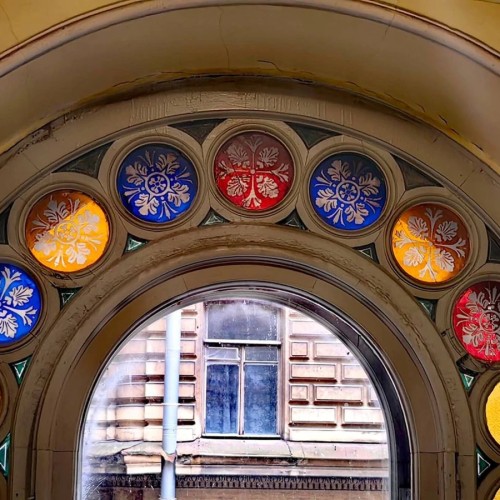 От буржуазии до нищеты: жизнь в доходных домах Петербурга