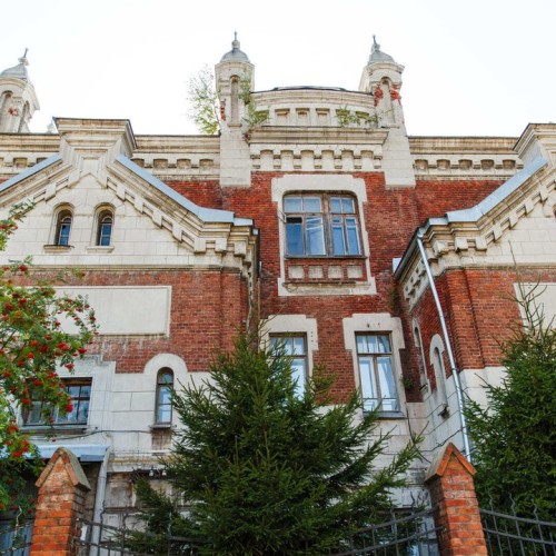 Из Москвы в Рязанскую и Владимирскую области: 5 городов, «Биг Бен» и «Малый Эрмитаж»