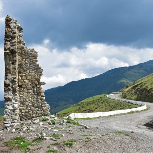 Прогулки по ущельям Северной Осетии и Владикавказу