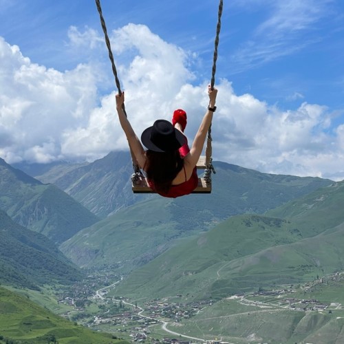 Автотрип по Северной Осетии: ущелья, башни, арт-объекты