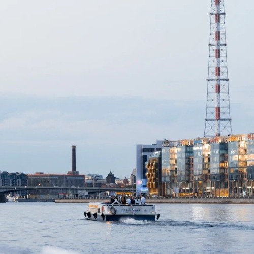 Вдоль Петроградской стороны на индивидуальной водной прогулке