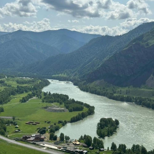 Из Горно-Алтайска — в Манжерок, Чемал и Зачемалье