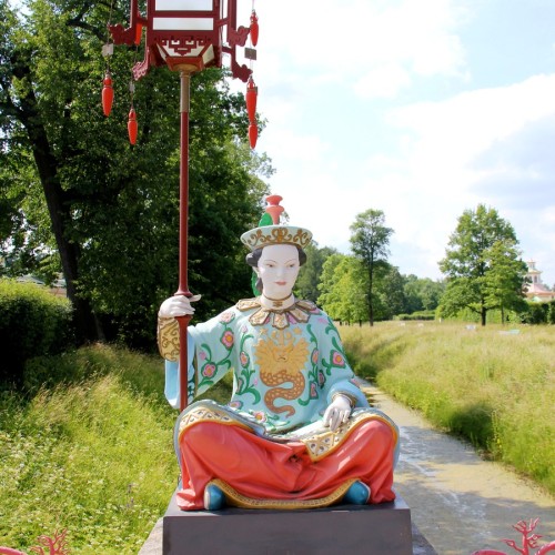 Из Петербурга — в Екатерининский парк