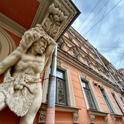 По Литейной части Петербурга — с фланёром