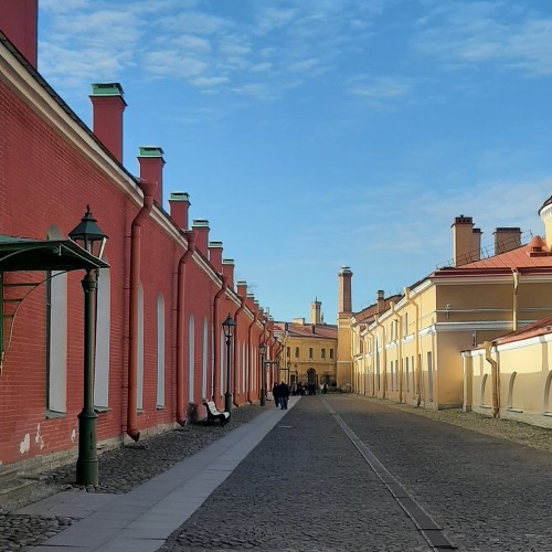 Неформальная экскурсия-путешествие по Петропавловской крепости