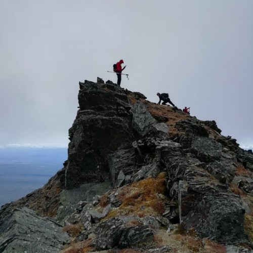 Треккинг в окружении Саян с восхождениями налегке