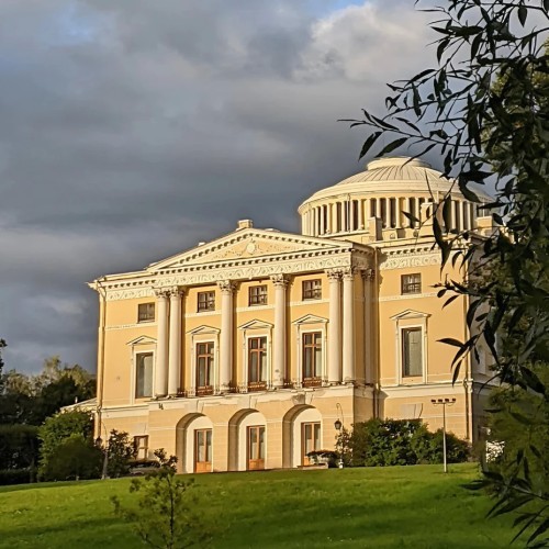 Детская экскурсия по Павловскому парку «Обитель муз»