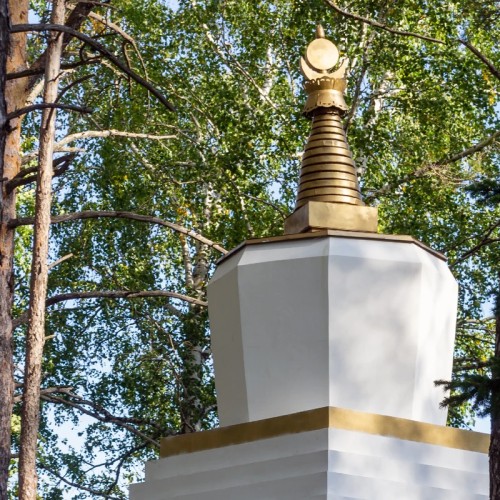 Буддистский комплекс и скалы Амбарчики