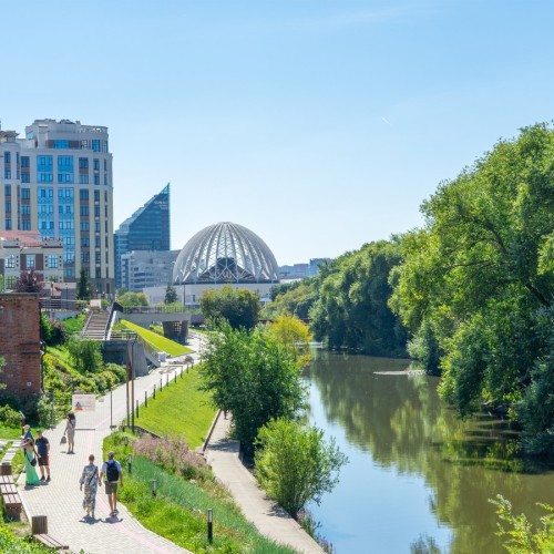 Прогулка по набережной Исети