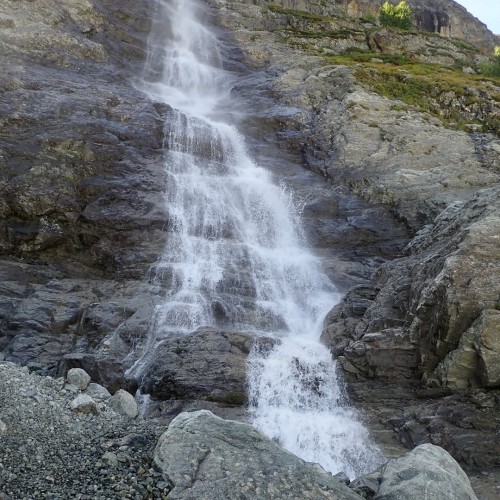 Треккинг-тур в Архыз с комфортом: прогулки в горах налегке с проживанием в гостевом доме